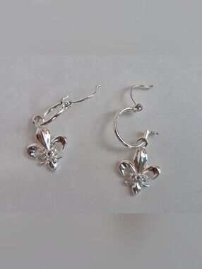 Sterling Silver Fleur-de-Lis Drop Earrings